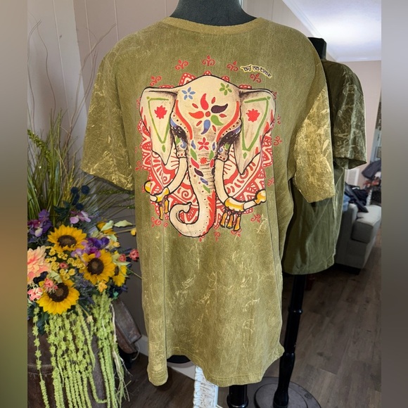 No Time • Elephant Tee - Picture 2 of 10